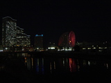 橋の上から（パシフィコ横浜夜景）
