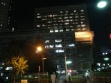 JR中央線・御茶ノ水駅を出て直ぐ右側にそびえ立つ東京医科歯科大学